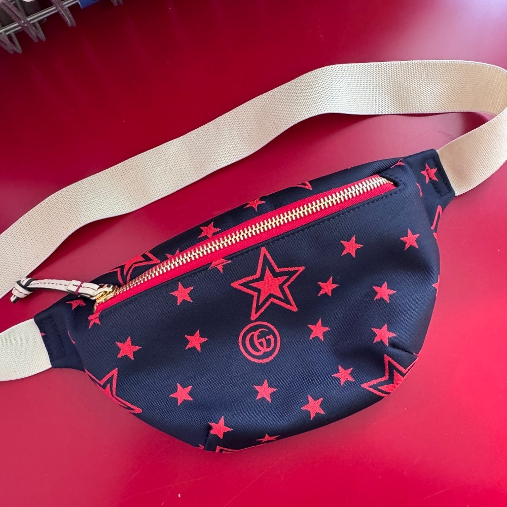 NWoT Gucci Multicolor Red Star Print Waist Belt Bag Fanny Pack Bum Bag - Picture 5 of 12